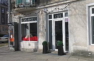 Cafe de la Poste: nowa knajpka przy placu Konfederacji