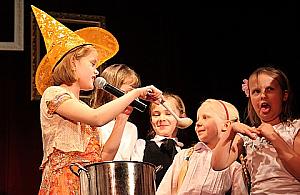 Kierunek: "Abrakadabra" - kiedy Twoje maluchy kochają śpiewać