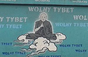 Pięć lat tybetańskich graffiti na Woli