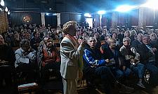 Muzeum mody, basen przy Górczewskiej, niewykorzystany amfiteatr: pomysły i pytania mieszkańców Bemowa