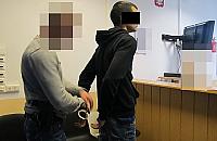 Czterna�cie razy tankowa� za friko