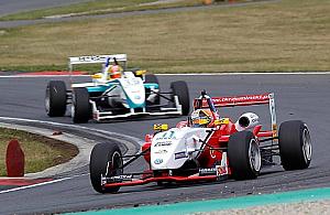 Legionowianin walczy w Formule 3