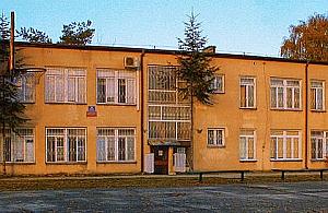 Policealna wraca na Targową!