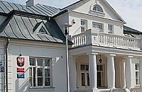 Noc Muzeów z archeologią i starymi samochodami