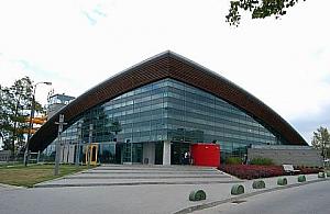 Basen Polonez: nie stać nas na włączanie gejzerów