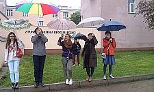 Sztuką współczesną zarazić młodych i starych