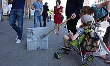 Próba skruszenia partyjnego betonu: kilofami w panią burmistrz