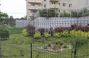 Obsesja grodzenia - przekleństwo Białołęki?