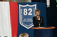 Dyrektor szkoły przy Zachodzącego Słońca: nic nie wiem o opóźnieniach