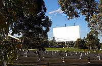 Jedyne kino samochodowe w stolicy - mamy je w Wawrze!