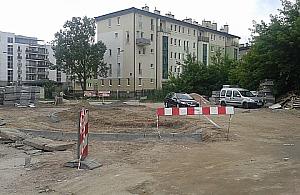 Dziki przejazd przy Tesco zdziczał jeszcze bardziej