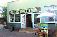 Ellada Cafe - kolorowo, plastikowo, słodko