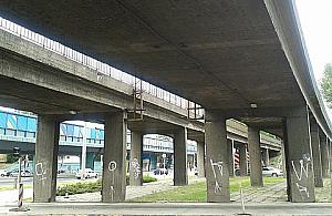 Wiadukt nad Kasprzaka niczym tykająca bomba?