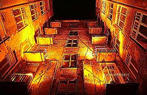 Wieczory pełne wrażeń: instalacje na Mirowie