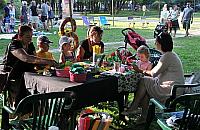 S�siedzie, przyjd� na piknik na Szobera!
