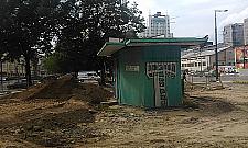 Okolica Prostej pięknieje, a buda po fast foodzie stoi...