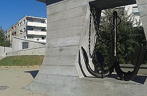 Zawiła symbolika skweru na Malborskiej