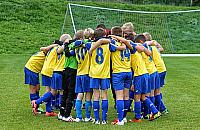 Junak poszukuje młodych miłośniczek piłki nożnej