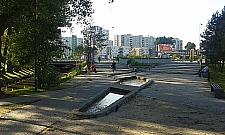 Piją na ławce? Trzeba zlikwidować ławkę!