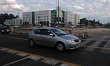 Już widać tory na Powstańców. Kiedy tramwaj?