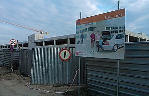 Centrum komunikacyjne: opóźnienia, jedna kasa...