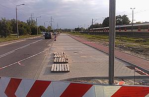 PKP Piaski: powstają ścieżka rowerowa i parking