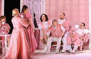 Zespół Teatru 13 o zamążpójściu z przymrużeniem oka