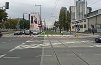 Nowe szaty Prostej. Bez bubli się nie obeszło