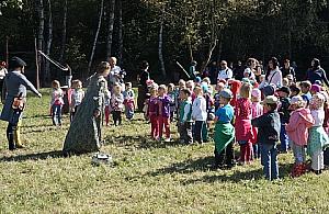 Gród na Bródnie promowała łasica. Gdzie są turyści?