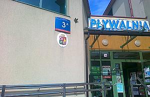 Wróci basen w szkole przy Brygadzistów?