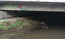 Jak wypoczywać nad Kanałem Bródnowskim, skoro wciąż cuchnie?