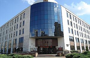 Korekta wyników wyborów: PiS traci, PO zyskuje