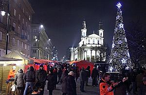 Choinka rozbłyśnie przy Powstańców