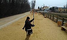 Półtorakilometrowa aleja zabaw dla dzieci powstała wzdłuż Bystrej