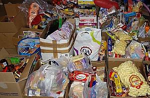 Zbierają dla Domów Dziecka