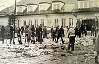 Kiedyś to były zimy... Wspólne odśnieżanie na Bródnie