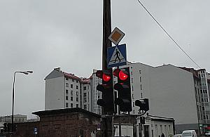 Żelazna idzie do kosmetyczki