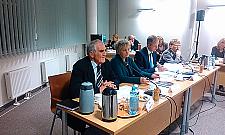 Przedstawienie burmistrza czy dla burmistrza? Wejście Menciny