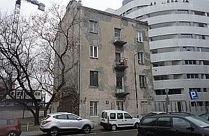 Wola się wali: stare kamienice nadają się tylko do rozbiórki