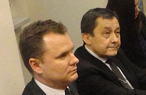 Pełnomocnik HGW głównym specjalistą bez konkursu. Na dwóch etatach?