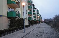 Latarnie włączane są za dnia. Mieszkańcy słono płacą