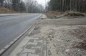 Kolejarze zbudowali wiadukt. I zlikwidowali wjazd w boczną ulicę