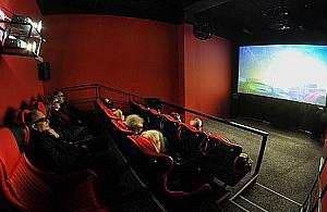 Czego spodziewać się po kinie 6D? Otwarto je w Forcie Wola