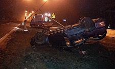 Dwa groźne dachowania na Bielanach