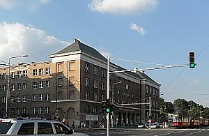 Podatek przyniosą urzędnicy, kiedy wstaną od biurek