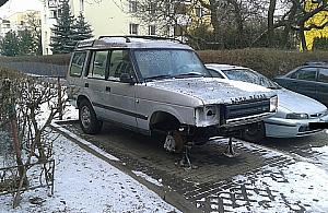Kto zapomniał zabrać auto z Myszkowskiej?