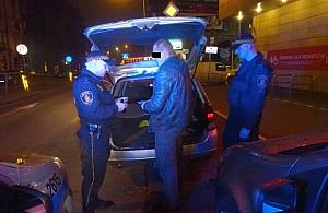 Gorączka piątkowej nocy. Patrolowaliśmy Targówek wraz ze strażą miejską