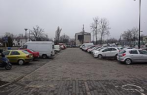 Przy stacji Falenica powstanie parking dla stu samochodów