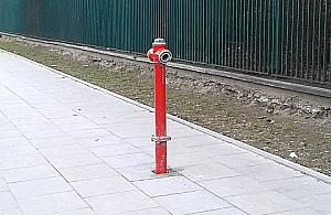 Czerwona łódź podwodna na Prostej?