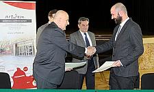 Dwieście tysięcy utopione w "Karuzeli". Co dalej z kultowym klubem?